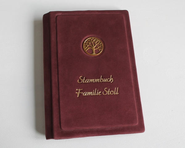 Stammbuch "Goldene Lebensbaum" aus weinrotem Nubukleder